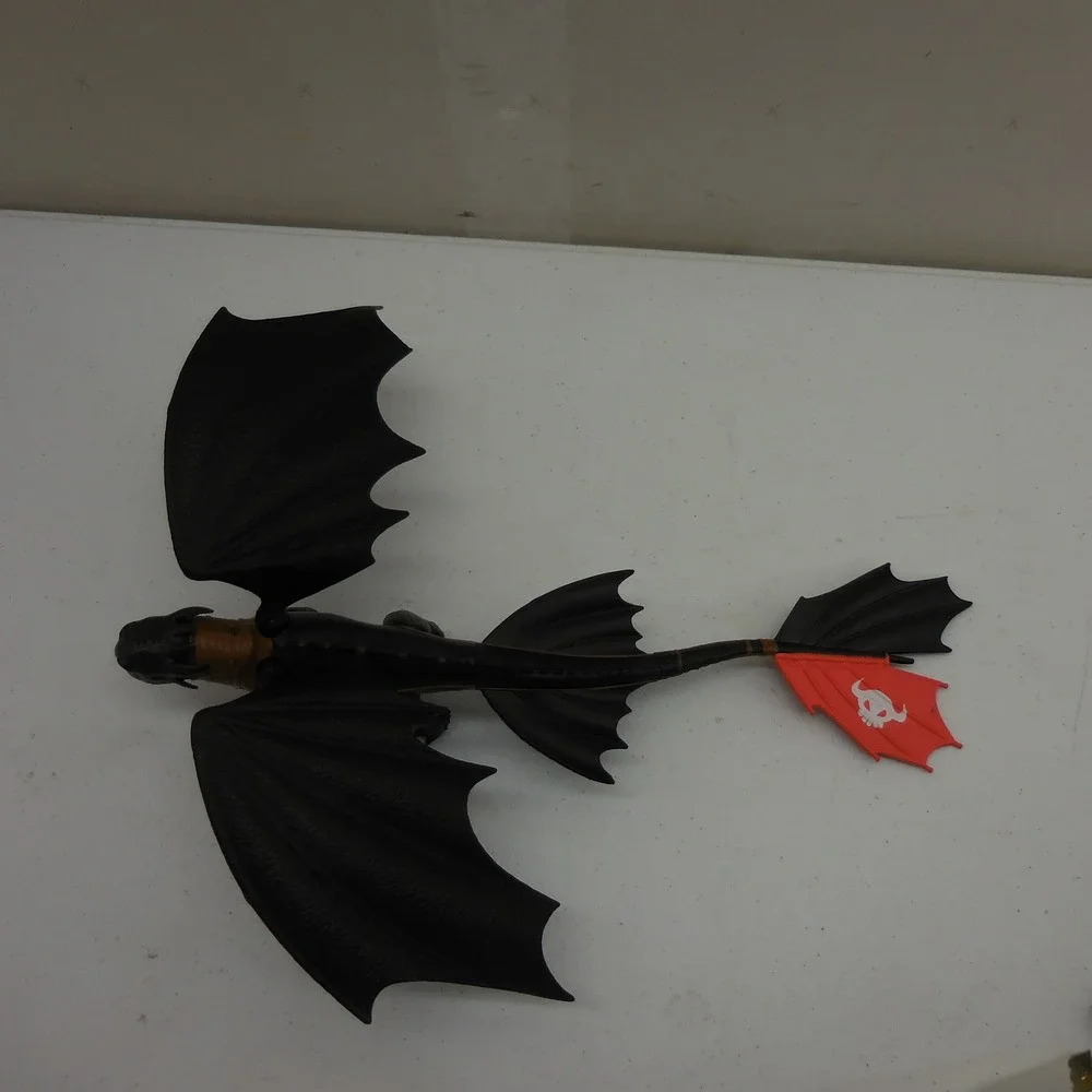 How To Train Your Dragon Toothless Barrel Roll Attack Figure 2013 Spin Master